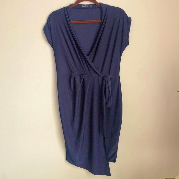 2/$30 Boohoo Wrap Front Midi Dress - Picture 3 of 4